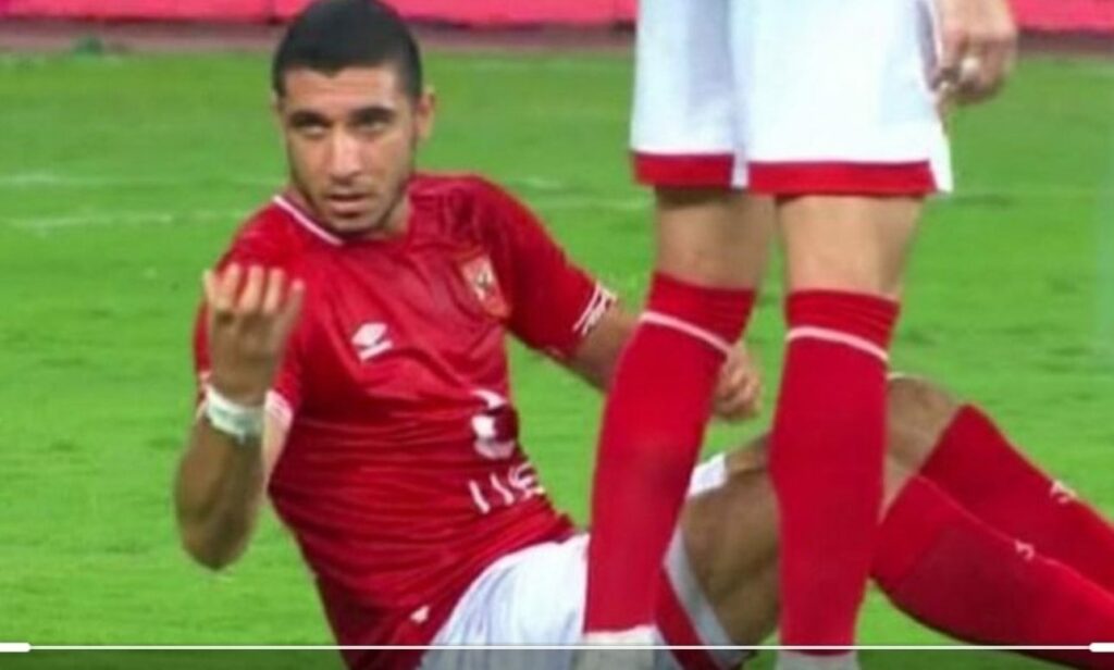 الأهلي يفقد أبرز لاعبيه