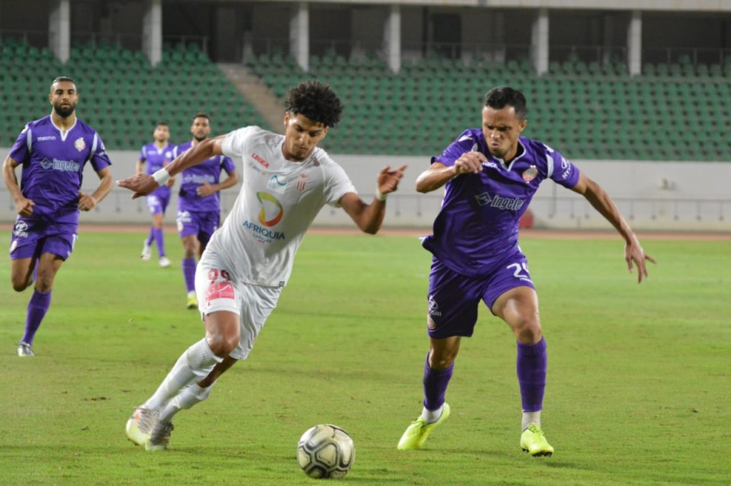 "كاف" يلزم الوداد بفحوصات جديدة