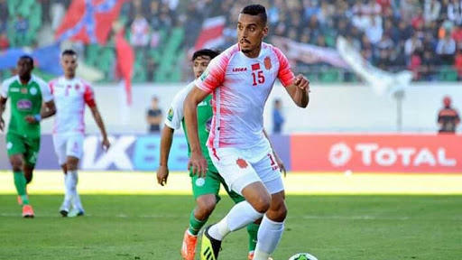 مشاورات بين مسيري الرجاء لتسريح نجم رجاوي