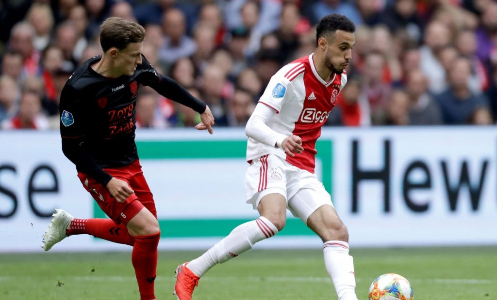 الجامعة تستفسر أجاكس