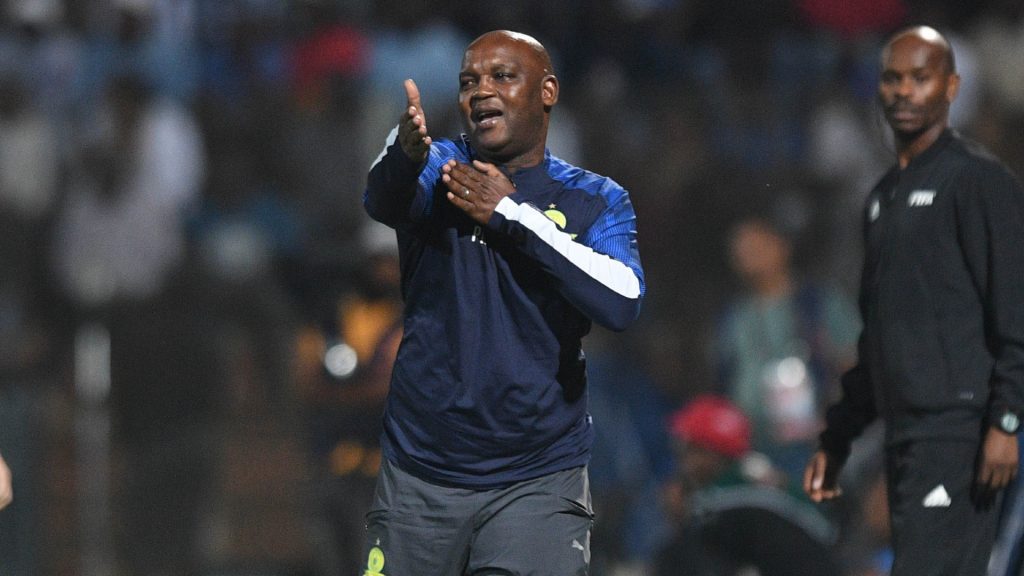 موسيماني يستعين بالأهلي للتفوق على الوداد