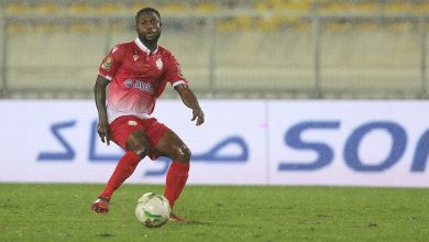 Photo of فشل محاولات الصلح بين الوداد وباباتوندي يعيد الخلاف إلى الفيفا