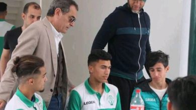 Photo of الرجاء يطلق حملة أولى من نوعها لتشجيع لاعبيه على القراءة