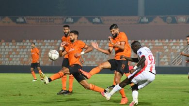 Photo of الإصابة تهدد مشاركة الهلالي في نهائي كأس “الكاف”