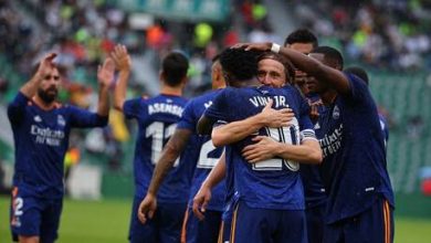 Photo of ريال مدريد يستعيد الصدارة بثنائية برازيلية