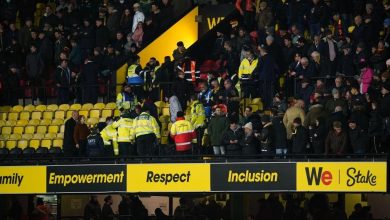 Photo of بالفيديو.. أزمة قلبية مفاجئة توقف المواجهة القوية لتشيلسي مع واتفورد بحضور زياش ونجمي الأسود لوزا وماسينا