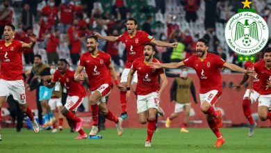 Photo of فيديو..شاهدوا رقص لاعبي الأهلي في مستودع الملابس بعد التتويج بالسوبر