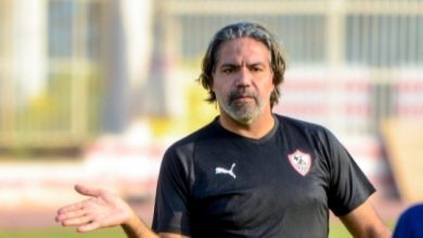 Photo of مدحت عبد الهادي يوضح واقعة حامل الكرة ويعتذر للشعب المغربي والوداد