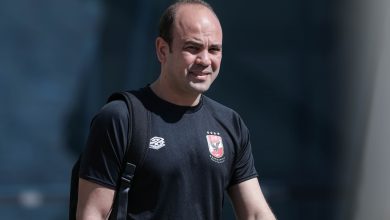 Photo of طبيب الأهلي ينقذ مغربية تعرضت لوعكة صحية مفاجئة بالطائرة