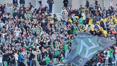 Photo of فيديو.. شغب كبير في مدرجات جماهير مولودية وجدة والأمن يتدخل بقوة وإصابة أحد المشجعين