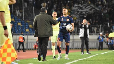 Photo of الدوري المغربي.. مقتريض يدرس عروض أبرز لاعبي الدفاع الجديدي