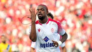 Photo of رئيس الطائي يكشف تفاصيل عقد مبينزا