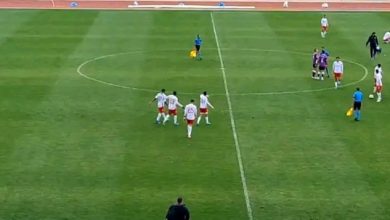 Photo of فيديو.. شغب واقتحام الجماهير لأرضية الملعب في مواجهة الطاس والكوكب