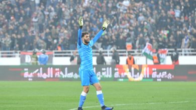 Photo of الرجاء يؤجل التعاقد الرسمي مع حارس الجيش الملكي لهذا السبب