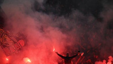 Photo of اشتباكات عنيفة بين مشجعي ميلان وباريس سان جيرمان