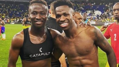 Photo of استبعاد نجم المنتخب الغيني من كأس إفريقيا بسبب قميص فينيسيوس