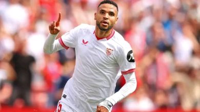 Photo of إشبيلية يتغنى بالنصيري بعد تألقه أمام غرناطة