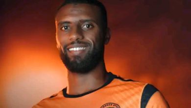 Photo of نهضة بركان يعلن التعاقد مع ابن مدرسة الرجاء