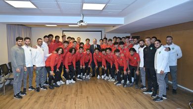 Photo of زيارة خاصة من لقجع للاعبي المنتخب الوطني قبل مواجهة مالي