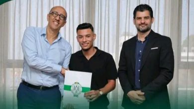 Photo of الرجاء يعلن التعاقد مع الضحاك