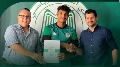 Photo of الرجاء يحصن السعدي بعقد احترافي