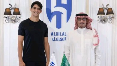 Photo of الهلال يعلن تجديد عقد بونو