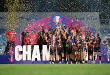 Photo of تهنئة خاصة من الجامعة لإناث الجيش الملكي بعد التتويج بعصبة الأبطال