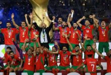 Photo of فيديو.. أشرف بنعياد يحتفل مع لاعبي المنتخب الوطني بالتتويج في غرفة الملابس